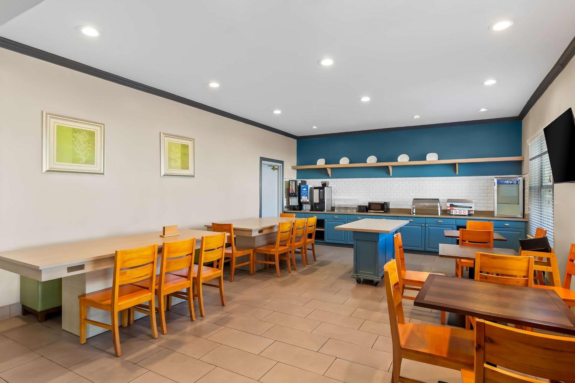 Sonesta Essential Iah Airport Jfk Boulevard - Newly Renovated Houston Exterior photo