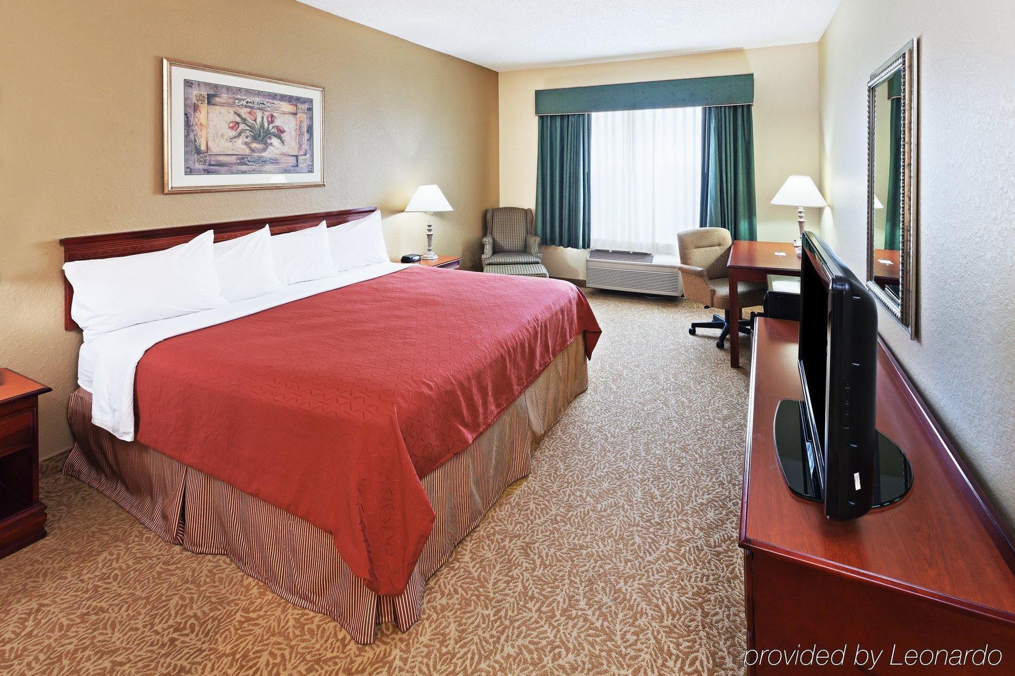 Sonesta Essential Iah Airport Jfk Boulevard - Newly Renovated Houston Room photo